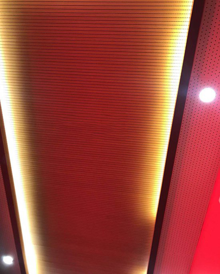 廣西桂林國際酒店宴會(huì)廳吸音板工程